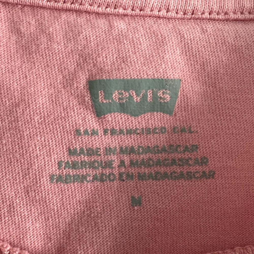 Levi’s Pink Short Sleeve Tee 100% Cotton Size Medium Women’s - Picture 7 of 10